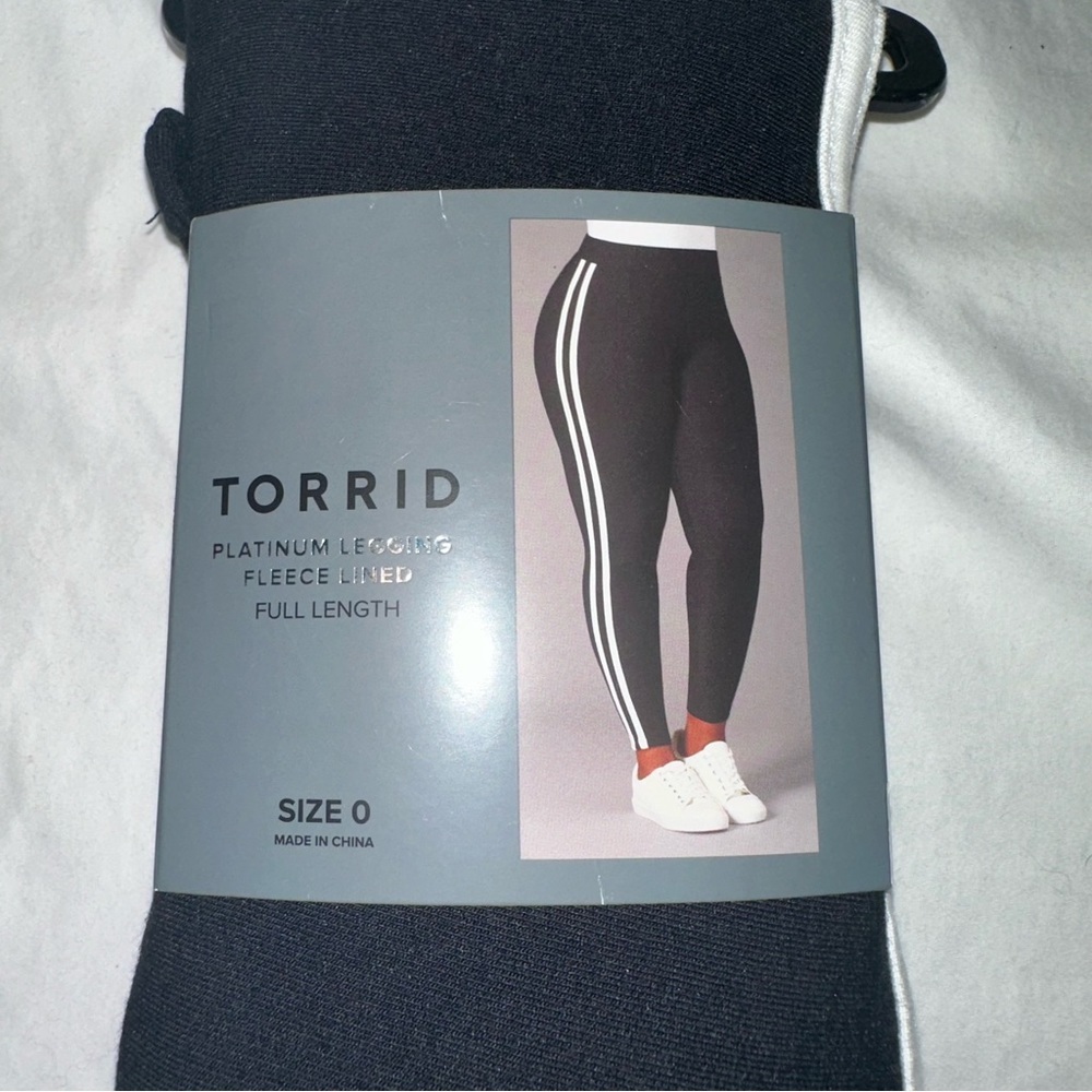 TORRID PLATINUM LEGGINS FLEECE LINED FULL LENGTH